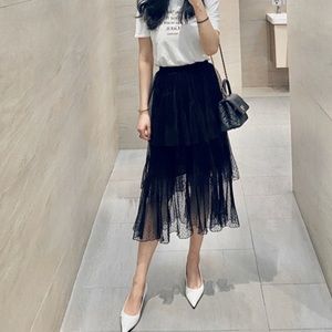 Zara black lace skirt S